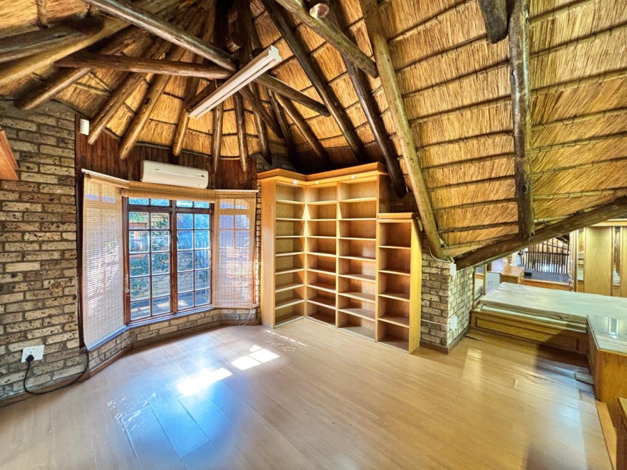 3 Bedroom Property for Sale in Mooivallei Park North West